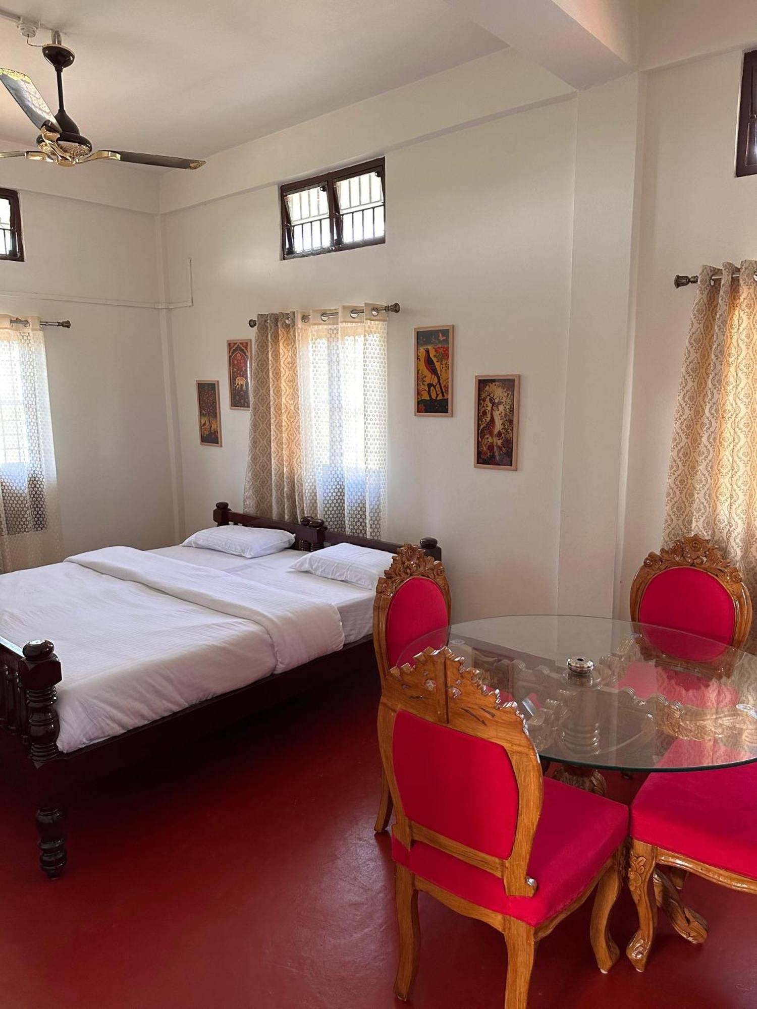 Protibha Homestay Sivasagar エクステリア 写真