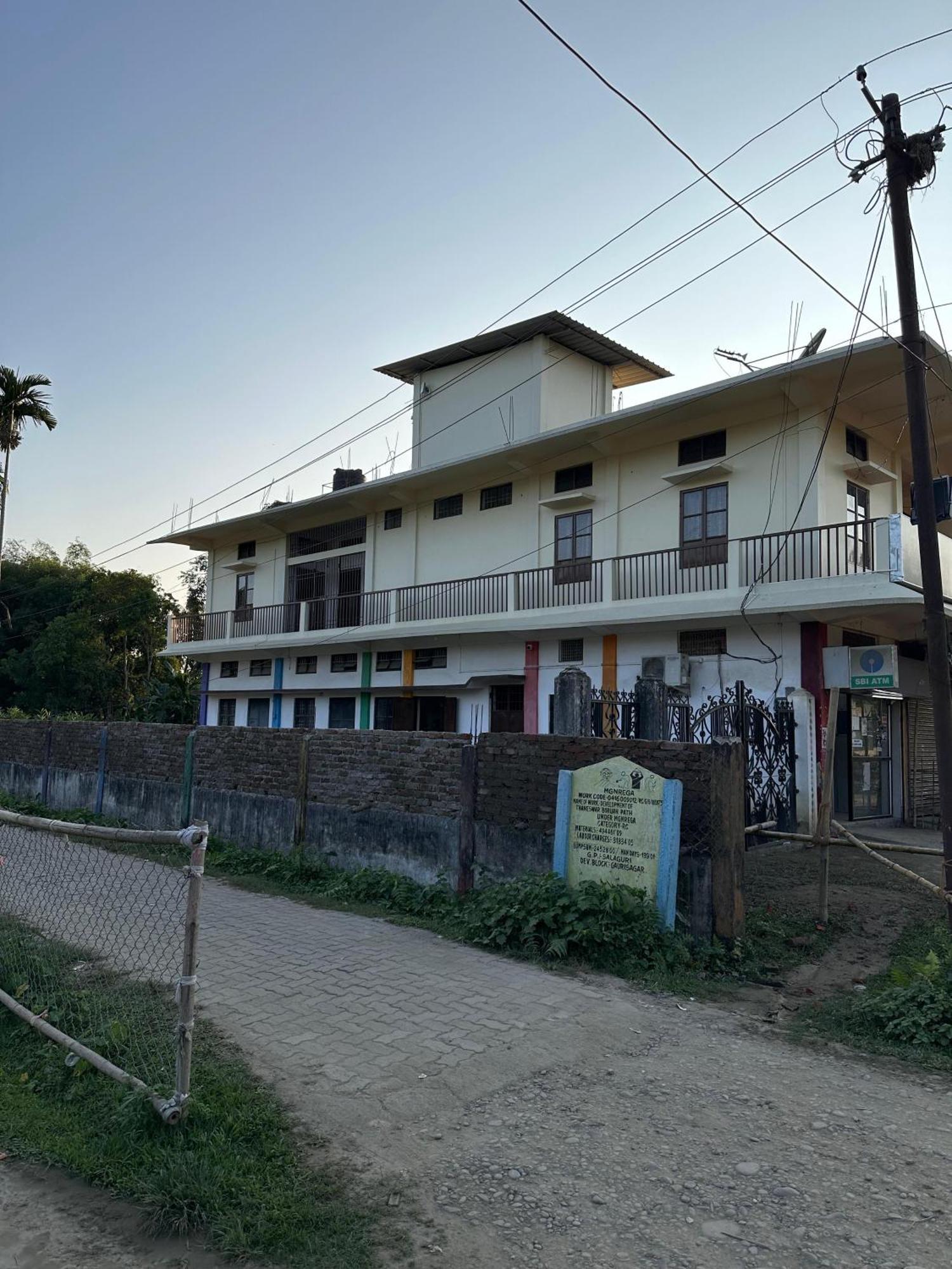 Protibha Homestay Sivasagar エクステリア 写真